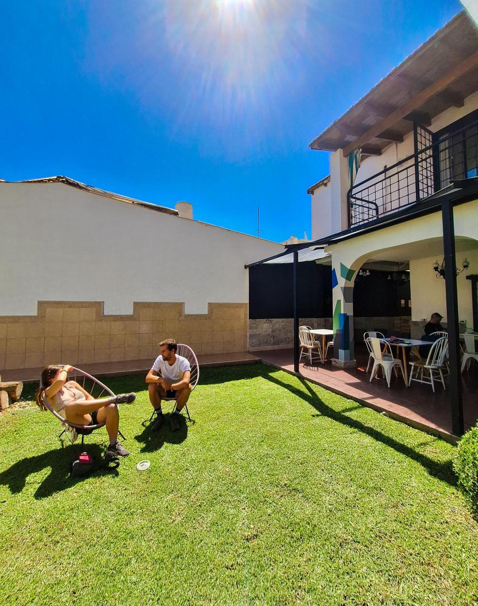 Fuxia House Hostel Mendoza Exterior foto